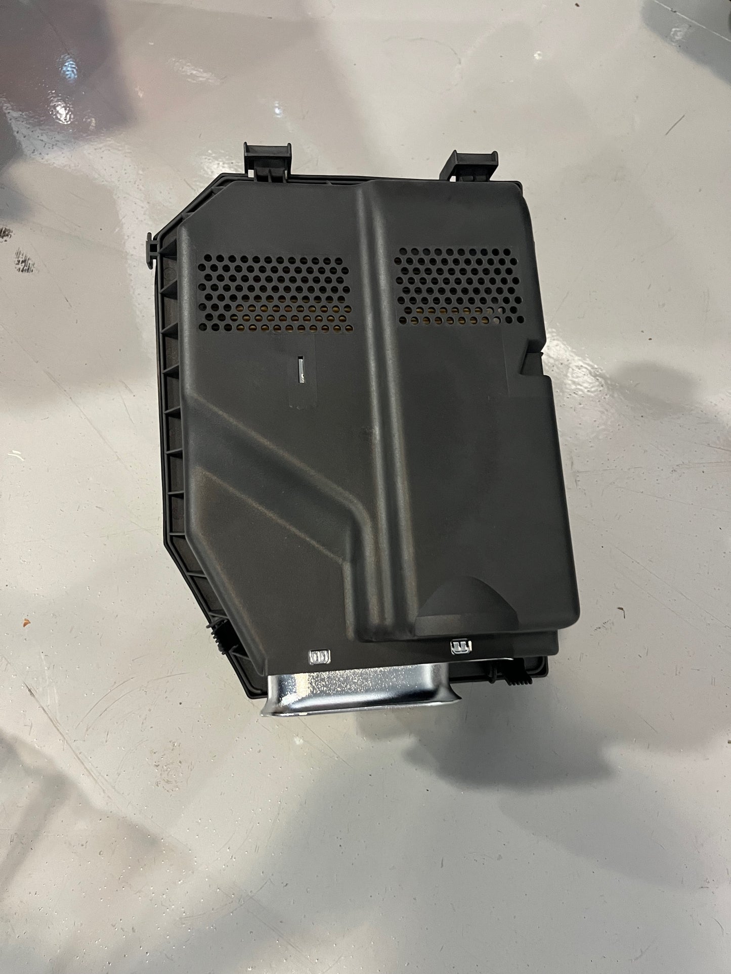 Porsche | 993 Air Filter Assembly